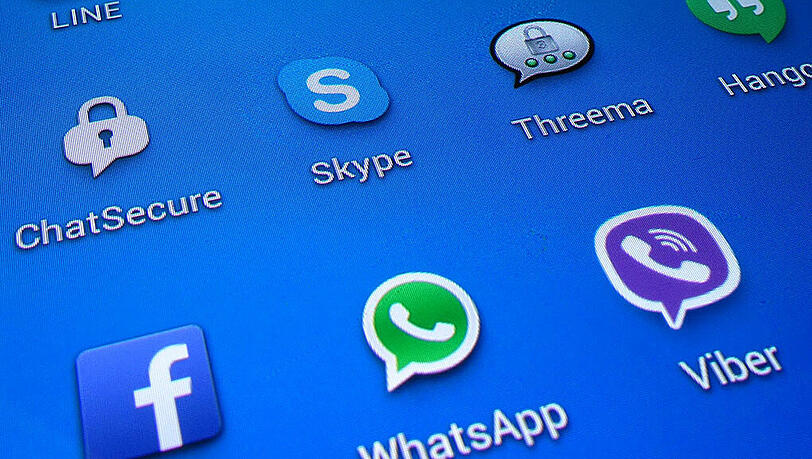 Wir zeigen Ihnen, wie Sie verhindern, dass Facebook Ihre WhatsApp-Daten zu Werbezwecken nutzt. Wir zeigen Ihnen, wie Sie verhindern, dass Facebook Ihre WhatsApp-Daten zu Werbezwecken nutzt.