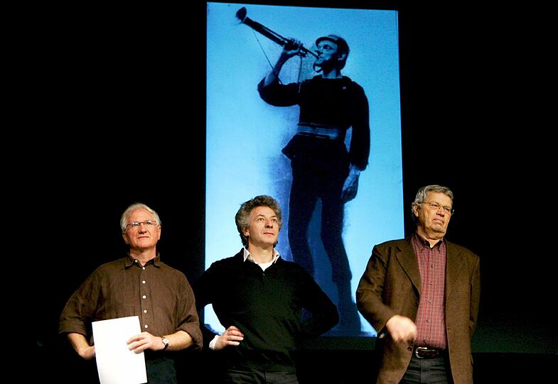 Michael und Hans Well sowie Gerhard Polt haben 2007 den Karl-Valentin-Preis bekommen. Aber nicht den Karl-Valentin-Orden der Narrhalla. Denn den würden sie nach eigenen Angaben gar nicht annehmen.