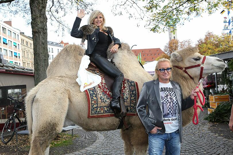 Robert und Carmen Geiss auf dem Vitktualienmarkt in München: Die Bilder
