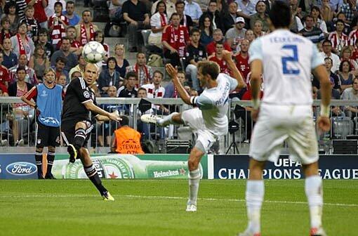 17. August, 22.12Uhr, Arjen Robben: Das 2:0 in der Champions-League-Qualifikation gegen die überforderten Schweizer.