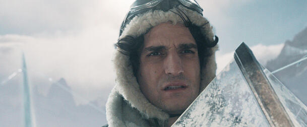 Antoine de Saint-Exupéry (Louis Garrel)