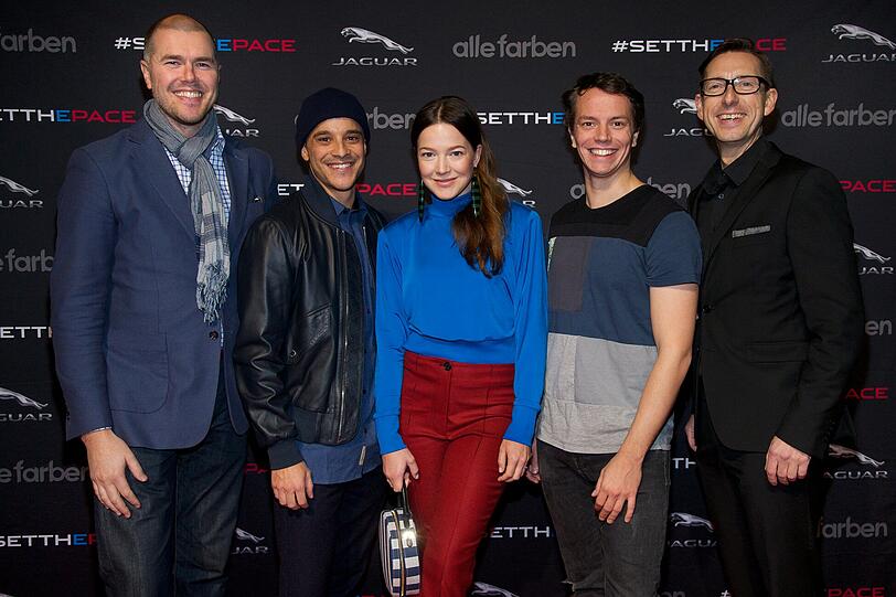 Steven De Ploey (GF JLR), Kostja Ullmann, Hannah Herzsprung, Frans Zimmer und Brian Fousse (Marketing JLR)