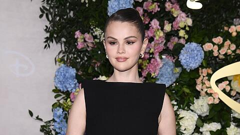 Selena Gomez hat mit "Therapuss"-Host Jake Shane über ihre mentale Gesundheit und die Beziehung mit Benny Blanco gesprochen.