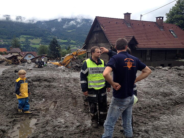 St. Lorenzen im Paltental (Österreich) nach der Schlammlawine.