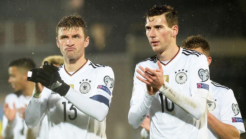 Kollegen im DFB-Team: Thomas Müller (li.) und Leon Goretzka. Kollegen im DFB-Team: Thomas Müller (li.) und Leon Goretzka.