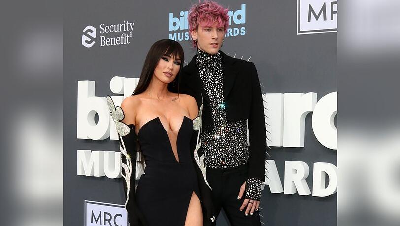 Megan Fox und Machine Gun Kelly setzen einmal mehr auf extravagante Looks.