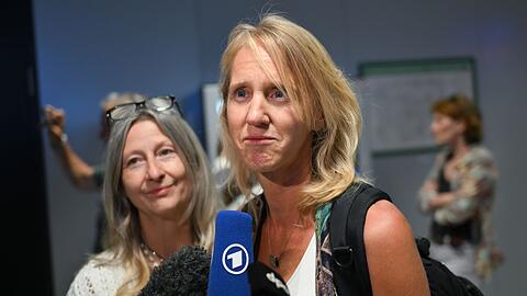 Kerstin (r.) und Carina berichteten von einer abenteuerlichen Reise nach Amman.