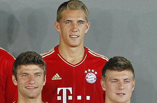 Das neue Team-Foto des FC Bayern: Wer lächelt am schönsten? Entscheiden Sie selbst - die Bilder