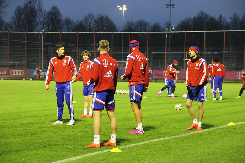 Vorbereitungen für die Rückrunde: Der FC Bayern startet ins Training. Die AZ war dabei. Die Bilder...