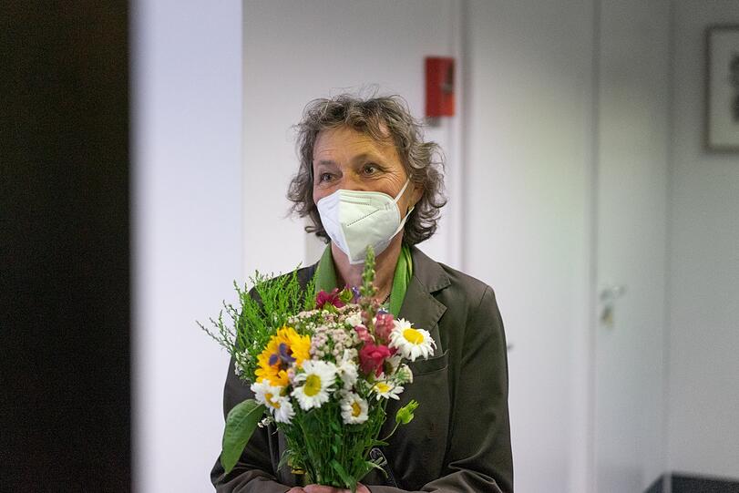 Blumenstrauß "zur Beruhigung": Sabine war die Erste im Büro.
