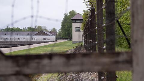 In der Gedenkstätte des Konzentrationslagers Dachau sollen die rekonstruierten Häftlingsbaracken zu einem Lern- und Bildungszentrum umgestaltet werden. (Archivfoto)
