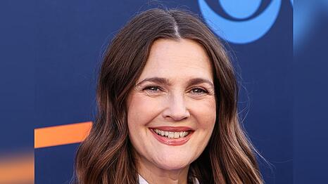 Schauspielerin Drew Barrymore setzt im Netz ein Zeichen für Natürlichkeit.