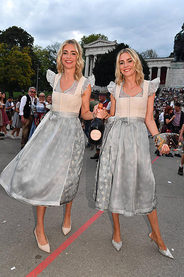 Nina und Julia Meise