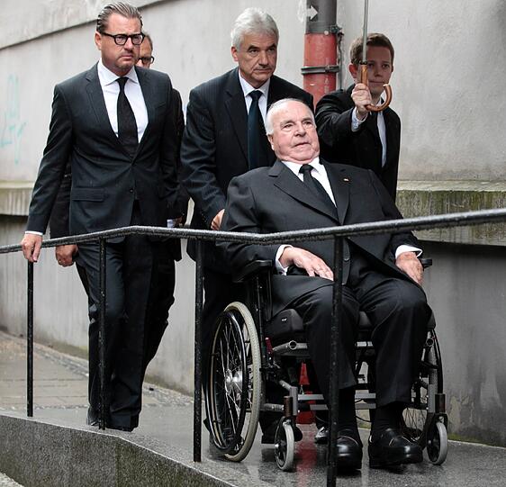 Altkanzler Helmut Kohl wird bei der Trauerfeier eine Rede halten.