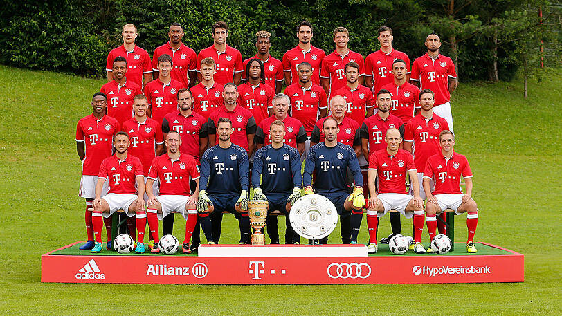 Das Bayern-Mannschaftsfoto der Saison 2016/17.