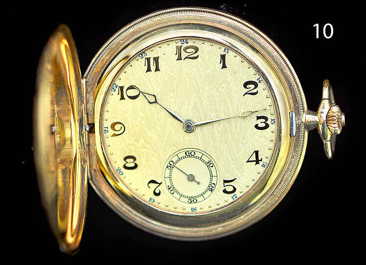 Wem gehört diese Taschenuhr?