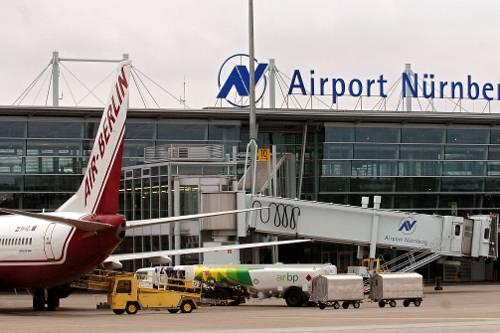 Eine Air Berlin-Maschine am Nürnberger Flughafen. Gestern kam es dort nach zwei abgebrochenen Starts zum Passagier-Streik.