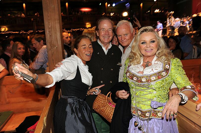 Cathrin und Werner Baldessarini mit Max und Gundel Schautzer