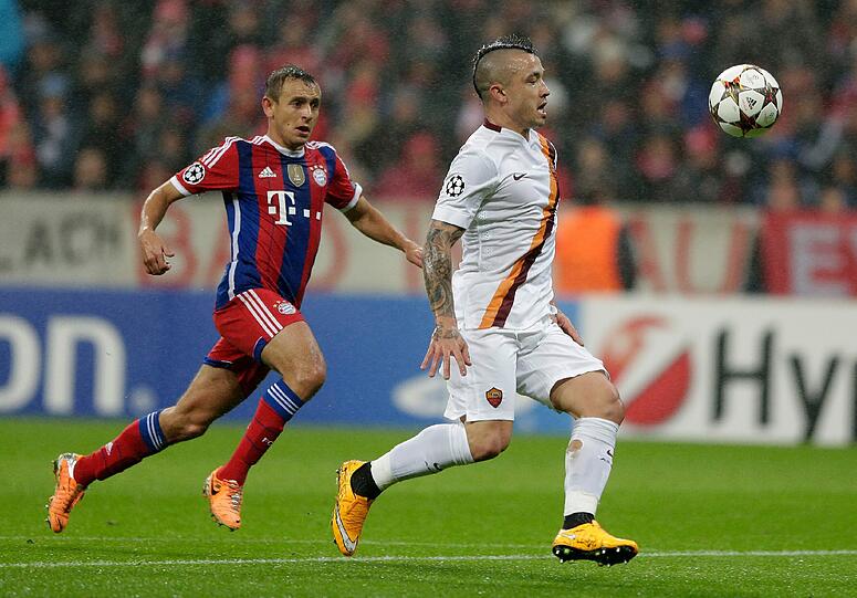Rafinha - NOTE 3 - Solide Partie als rechter Außenverteidiger. Hatte in der Defensive alles im Griff, schaltete sich immer wieder nach vorne ein.