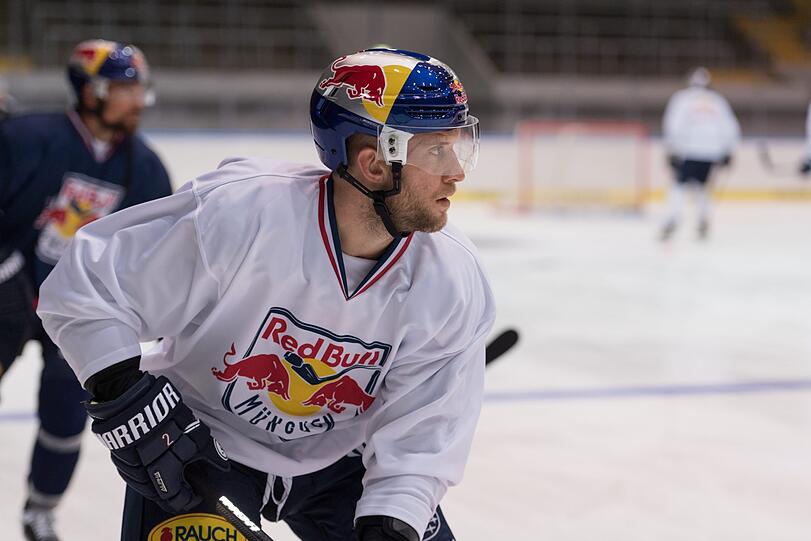 Der EHC ist am Freitag aufs Eis zurückgekehrt - die Bilder vom ersten Training.