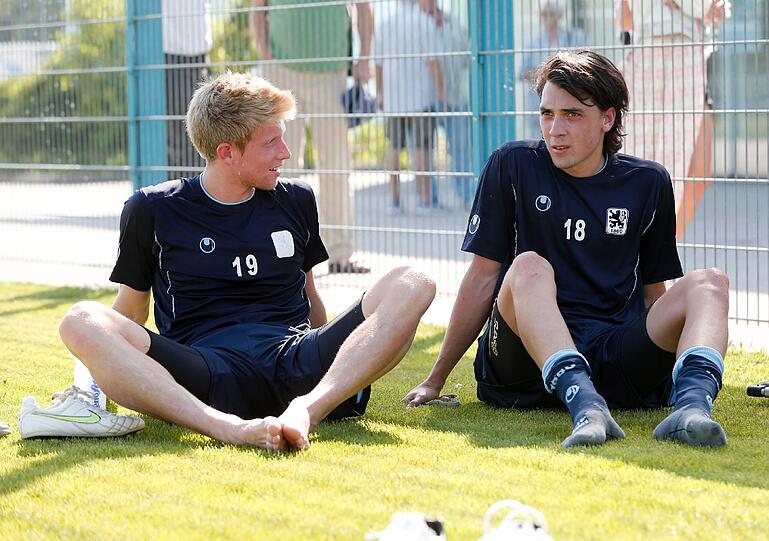 Sebastian Hertner (links) im Gespräch mit Markus Schwabl.