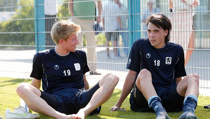 Sebastian Hertner (links) im Gespräch mit Markus Schwabl.