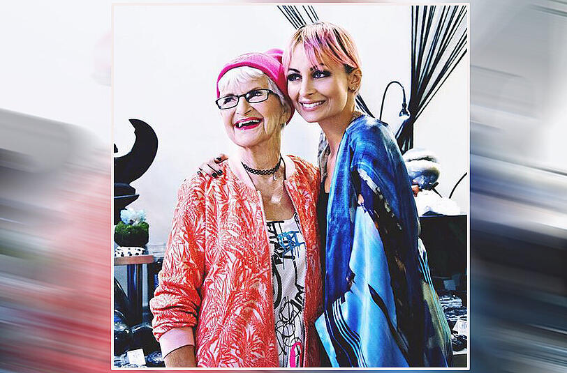 88 und trotzdem supercool auf dem roten Teppich unterwegs! Internet-Star Baddie Winkle war in ihrem hautengen Body samt glitzernen Gehstock wieder einmal der Hingucker bei den MTV Video Music Awards. Sehen Sie in unserer Bilderstrecke die verrücktesten Outfits der Kult-Omi.