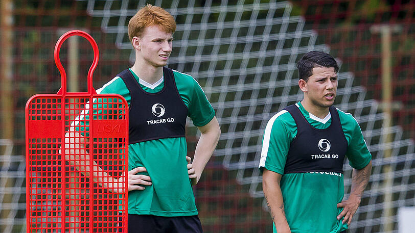 Sepp van den Berg, FC Liverpool: Der 17-jährige Niederländer gilt als großes Talent auf der Innenverteidiger-Position. Verschiedenen Berichten nach sollen sich die Bayern nicht nur für den Youngster interessiert haben, sondern sogar versucht haben, dessen Transfer von PEC Zwolle zum FC Liverpool zu verhindern - vergeblich!