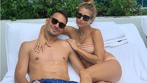 So verliebt: Mats und Cathy Hummels sind seit zwölf Jahren ein Paar.