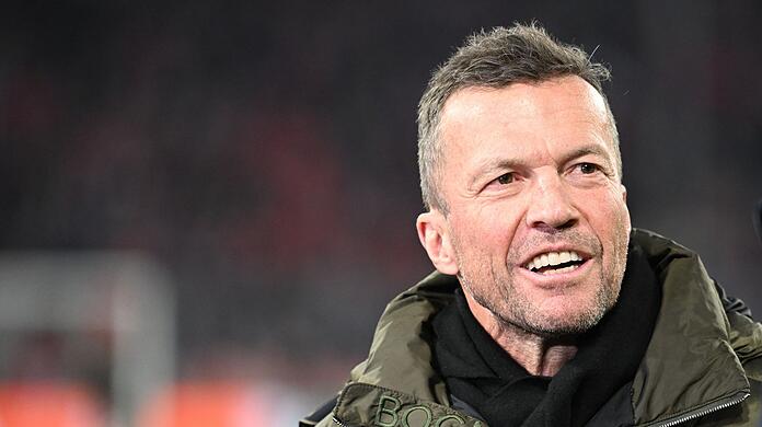 Lothar Matthäus, TV-Experte und ehemaliger Fußballspieler, vor dem Spiel.