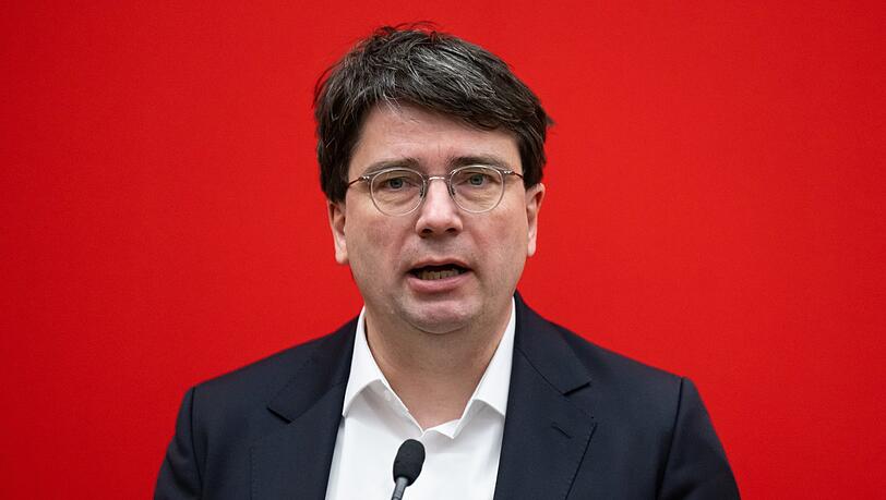 Er zieht über die Oberbayern-Liste wieder in den Landtag ein: SPD-Spitzenkandidat Florian von Brunn. Er zieht über die Oberbayern-Liste wieder in den Landtag ein: SPD-Spitzenkandidat Florian von Brunn.
