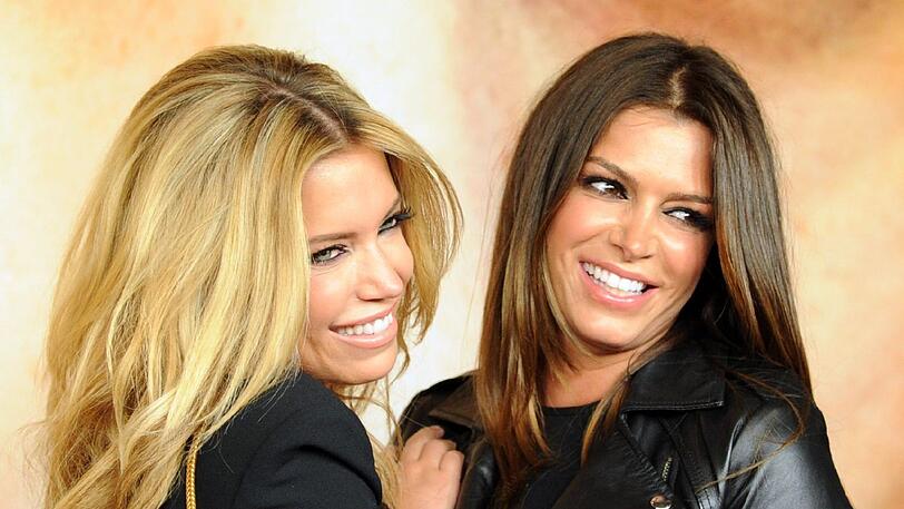 Sylvie van der Vaart und Ex-Busenfreundin Sabia Boulahrouz - mehr Bilder...