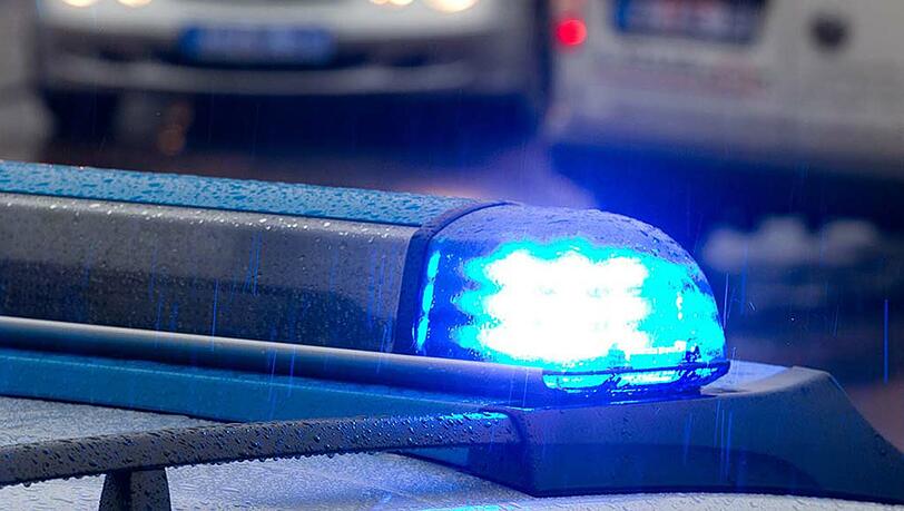 Die Polizei konnte den Täter festnehmen. Er sitzt jetzt in Untersuchungshaft. (Symbolbild) Die Polizei konnte den Täter festnehmen. Er sitzt jetzt in Untersuchungshaft. (Symbolbild)