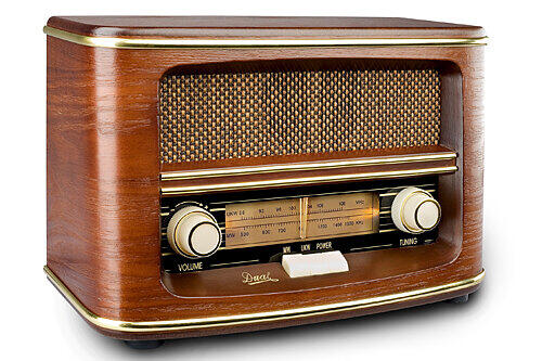 Vor 40 Jahren startete der Radiosender Bayern 3 sein Programm. (Symbolbild)