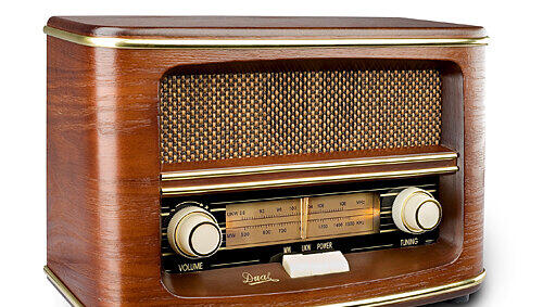 Vor 40 Jahren startete der Radiosender Bayern 3 sein Programm. (Symbolbild) Vor 40 Jahren startete der Radiosender Bayern 3 sein Programm. (Symbolbild)