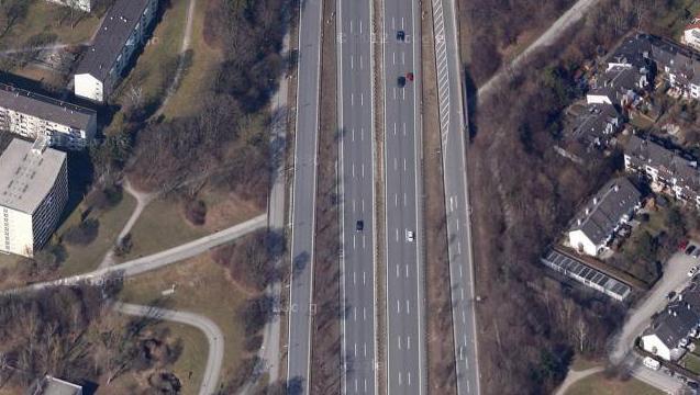 Hier quert der Uriweg die Autobahn. Hier quert der Uriweg die Autobahn.