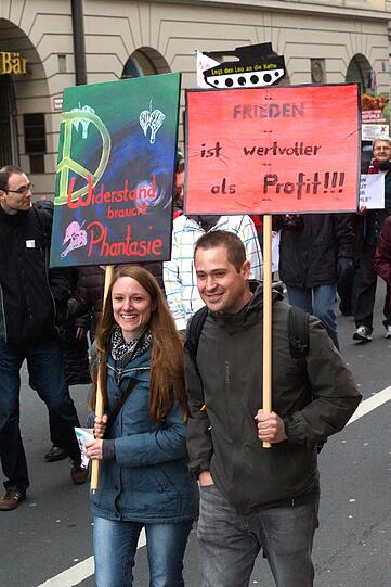 Ostermarsch durch München - die Bilder.
