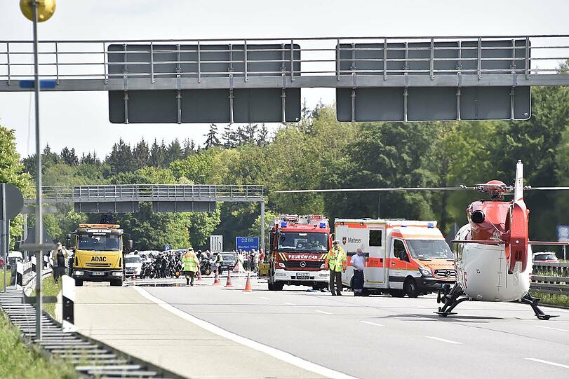Schwerer Auffahrunfall auf der B95.
