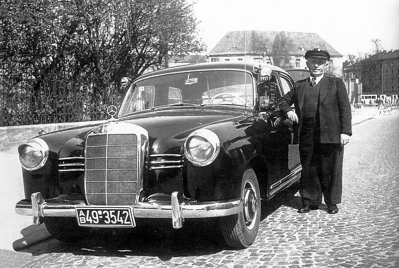 Herr Gruber, der Nachbar, fuhr Taxi – und liebte seinen Mercedes.