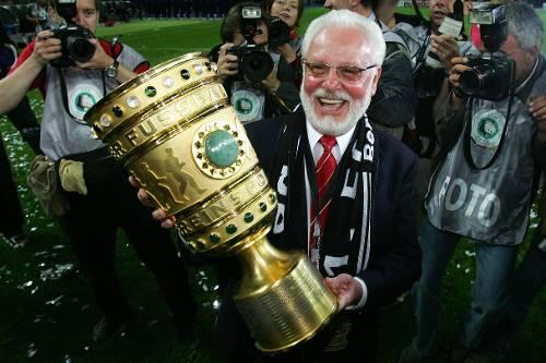 Der Pokalsieg 2007 war der größte Erfolg für Michael A. Roth mit dem Club.