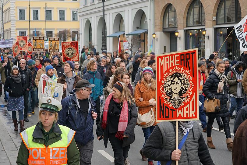 Die Bilder zur Demonstration gegen die Sicherheitskonferenz in München...