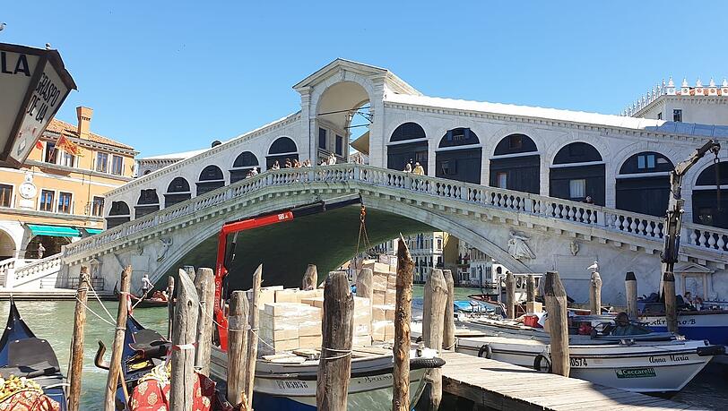 Die berühmte Rialto-Brücke in diesen Tagen. Die berühmte Rialto-Brücke in diesen Tagen.