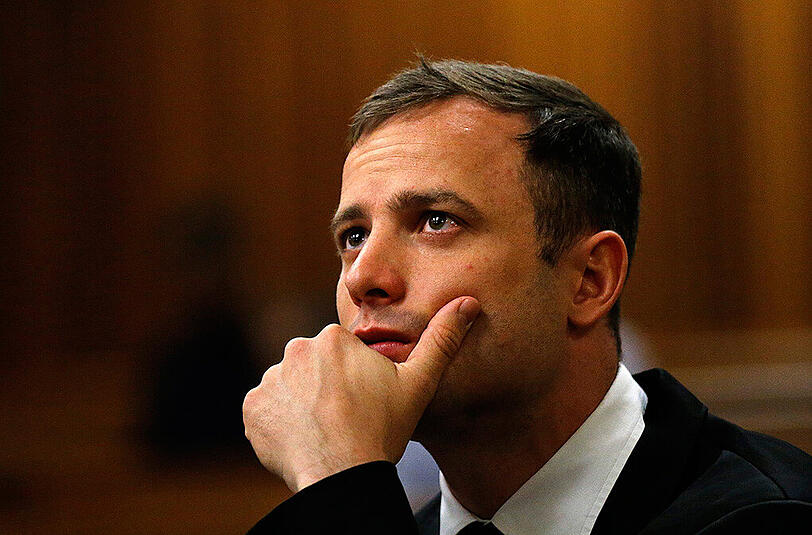 Der Paralympics-Athlet Oscar Pistorius hat seine damalige Freundin Reeva Steenkamp erschossen.