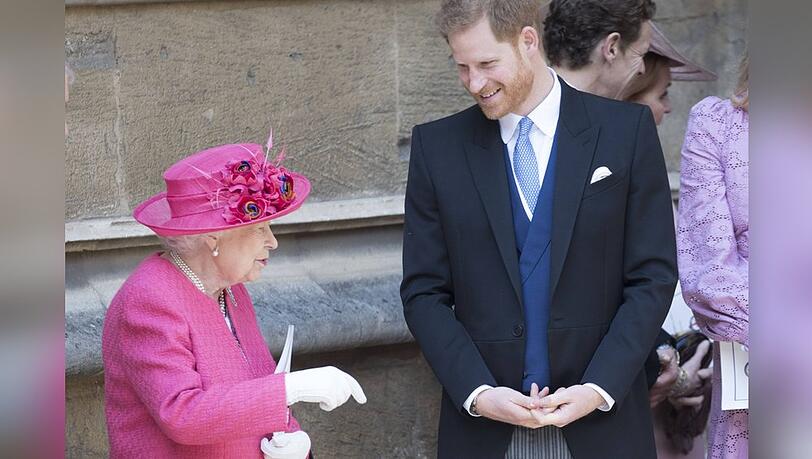 Prinz Harry und Queen Elizabeth II. im Jahr 2019.