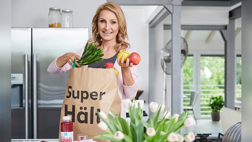 Dr. Alexa Iwan ist Ernährungswissenschaftlerin und TV-Moderatorin.