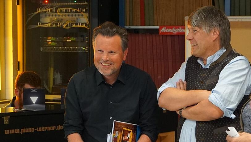 Initiator und Macher der „Boarischen Late Night Show“: Thomas Eckl (l.) und Franz Moosauer. Initiator und Macher der „Boarischen Late Night Show“: Thomas Eckl (l.) und Franz Moosauer.