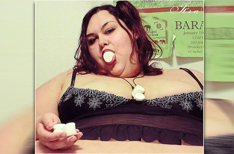 Möchte mit 450 Kilogramm die dickste Frau der Welt werden: Die US-Amerikanerin Monica Riley.