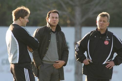 Haben es derzeit wirklich nicht leicht: Club-Trainer Michael Oenning, Manager Martin Bader und "Co" Peter Hermann (von links).