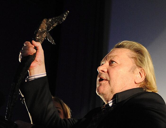 Helmut Berger mit dem Kristian Award beim 18. International Prague Film Festival.