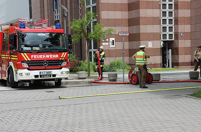 Die Bilder vom Brand an der Hopfenpost
